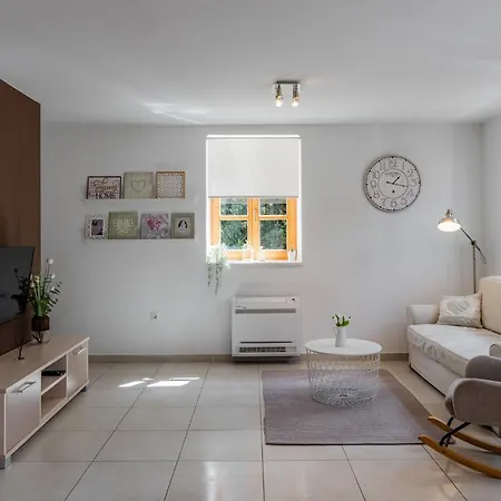 Wishing Well Apartment *